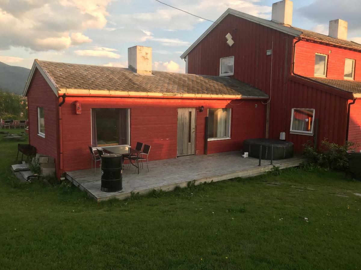 Anton Antonsensveg 18 Northern Aurora Budget Apartamento Olderdalen Exterior foto